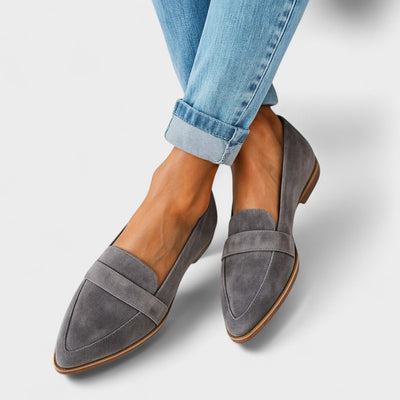 Mary - Suede Moccasins