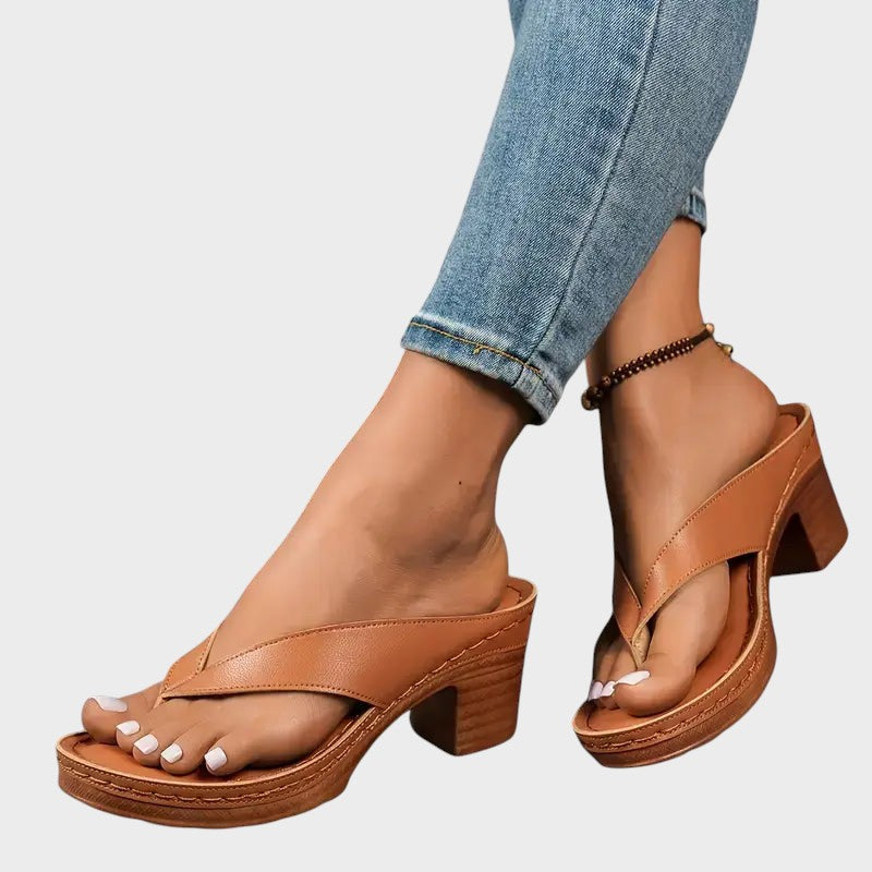 Amelie - Orthopaedic Slippers With Heel